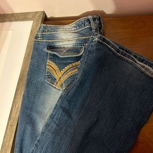 Bootcut jeans